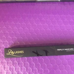 Lilly lashes Triple X Mascara
